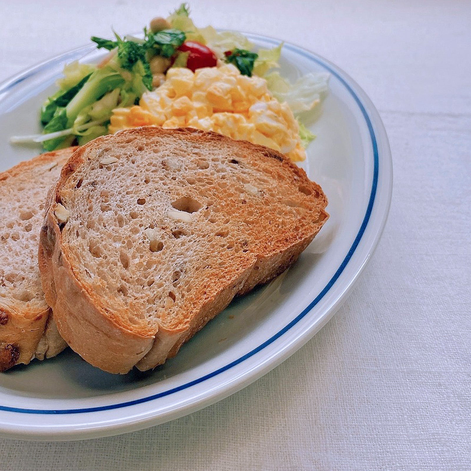 無添加 くるみ フランス パン 卵不使用 乳製品不使用 国産 (8枚) ホライズンファームズ