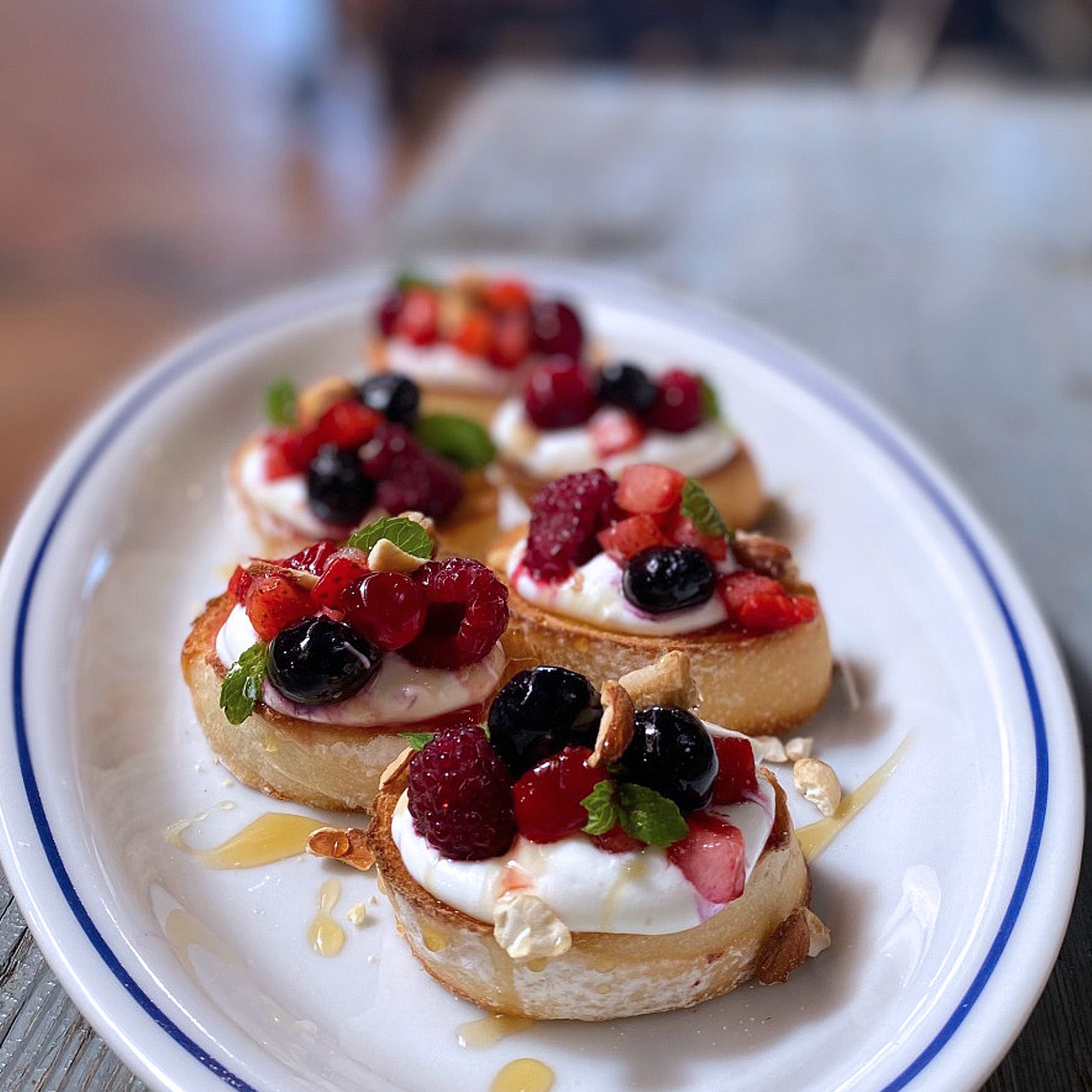 無添加 はちみつ パン 砂糖不使用 卵不使用 乳製品不使用 国産 (4個) ホライズンファームズ