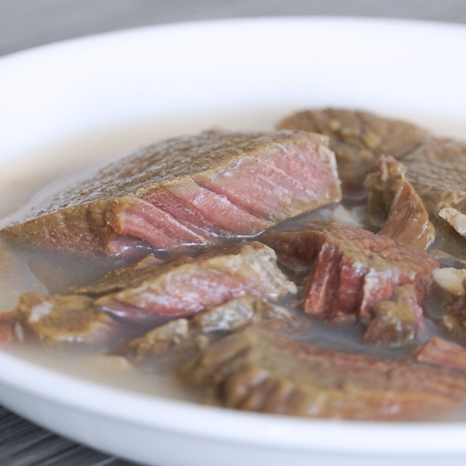 【犬用】 無添加 おやつ ジビエ 野生 鹿肉 エゾシカ ボイル 水煮 プレーン 北海道産 100g ホライズンファームズ
