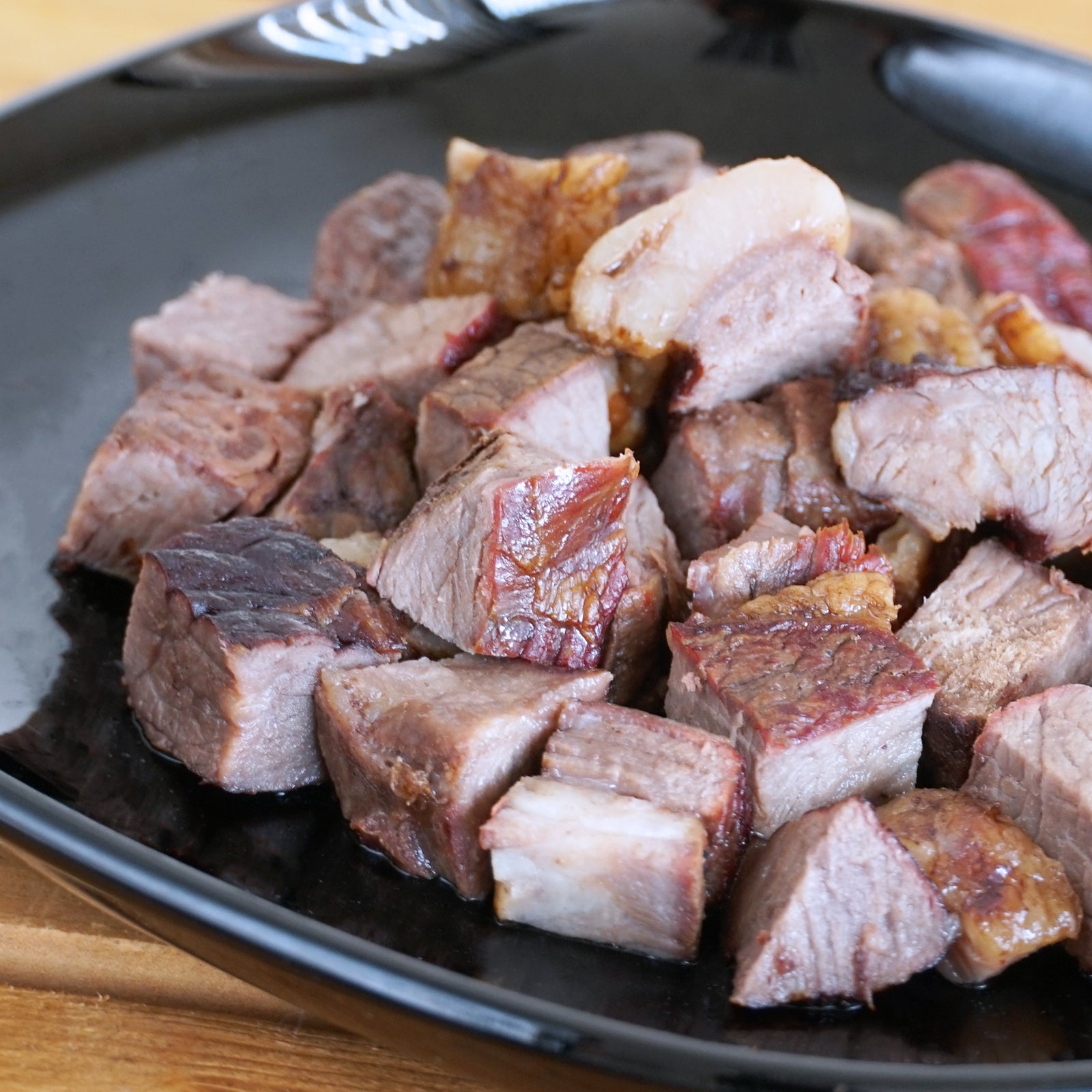 (数量限定) 無添加 グラスフェッドビーフ スモーク モモ肉 角切り 燻製 加熱済み 砂糖不使用 100g