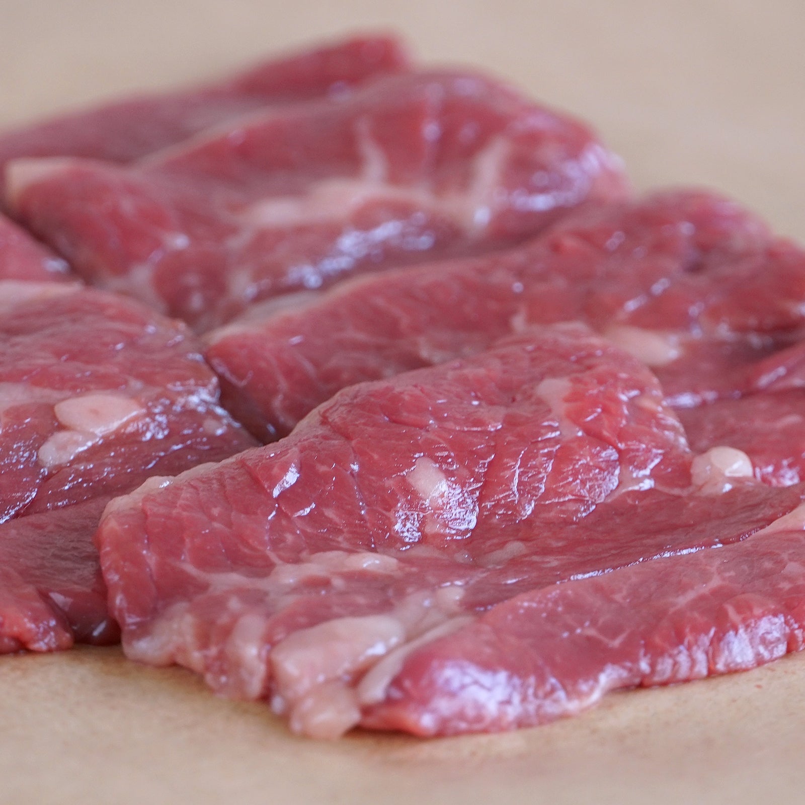 放牧 和牛 肩ロース 焼肉用 スライス 牛肉 国産 遺伝子組換え不使用 (100g) ホライズンファームズ