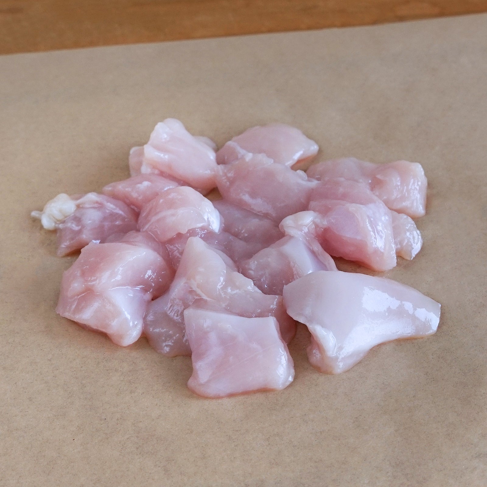 国産 無投薬 放牧 チキン 地鶏 銀山赤どり 皮無し ムネ肉 ササミ 角切り (100g) ホライズンファームズ