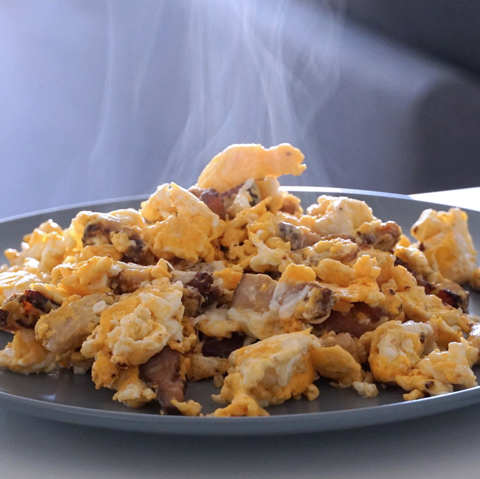 無添加・砂糖不使用 放牧豚 豚バラ 厚切り スライス スモーク ベーコン (200g) ホライズンファームズ