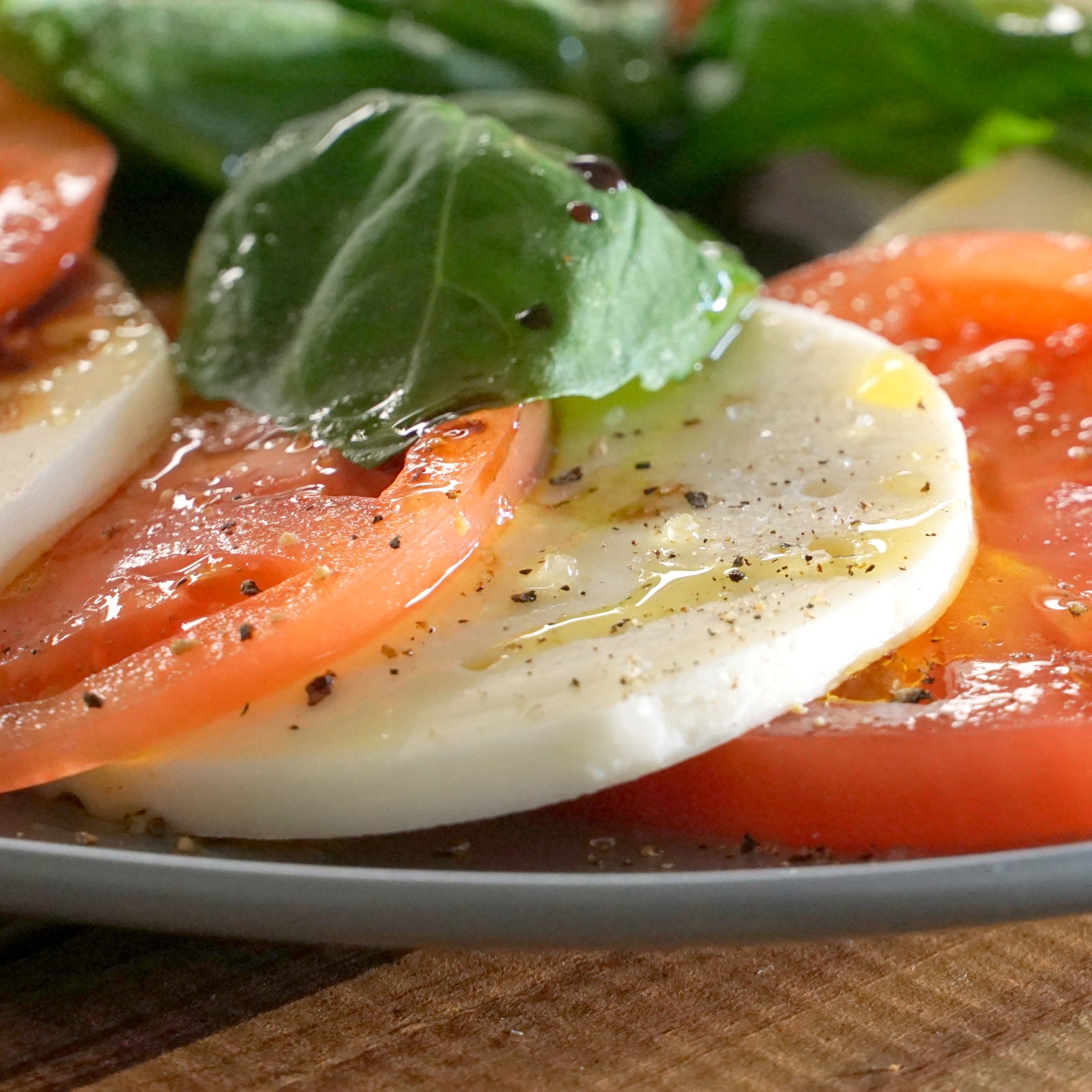 無添加 冷凍 モッツァレラ チーズ スライス イタリア産 訳あり (1kg) 賞味期限:2025/1/1 ホライズンファームズ