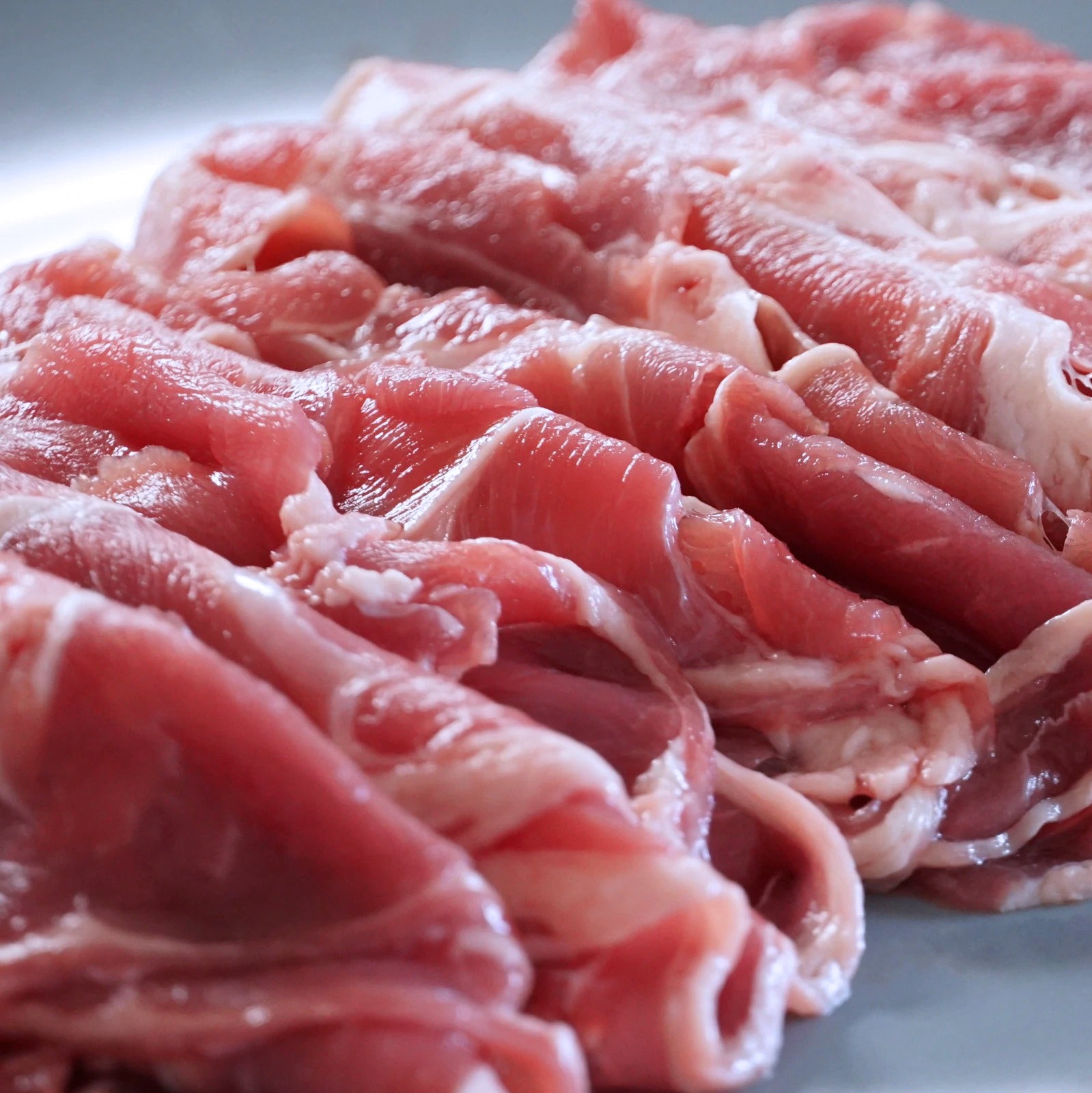 ニュージーランド産 ラム肉 ラムショルダー 肩肉 薄切り スライス (300g) ホライズンファームズ