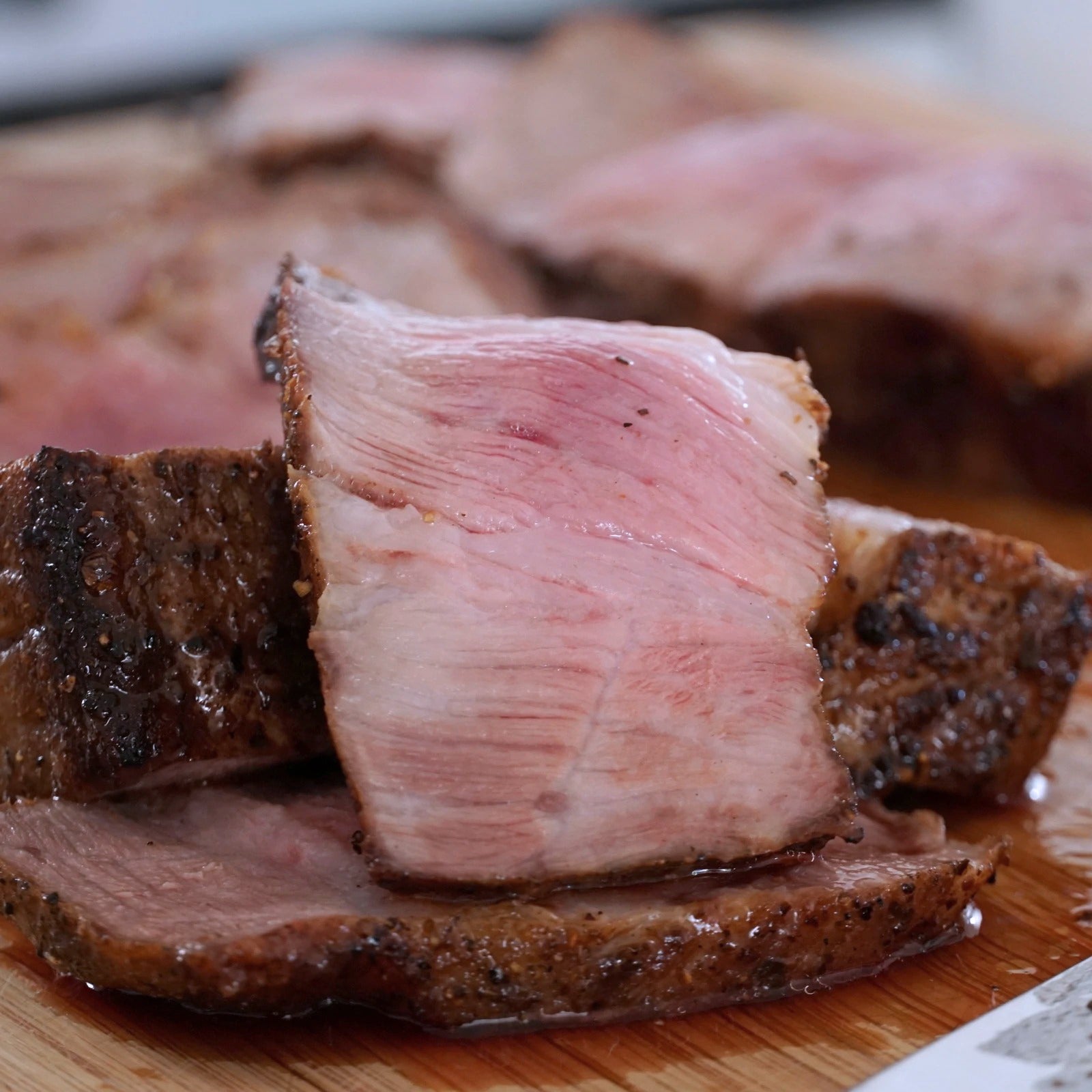 北海道 放牧豚 肩ロース (800g) ホライズンファームズ