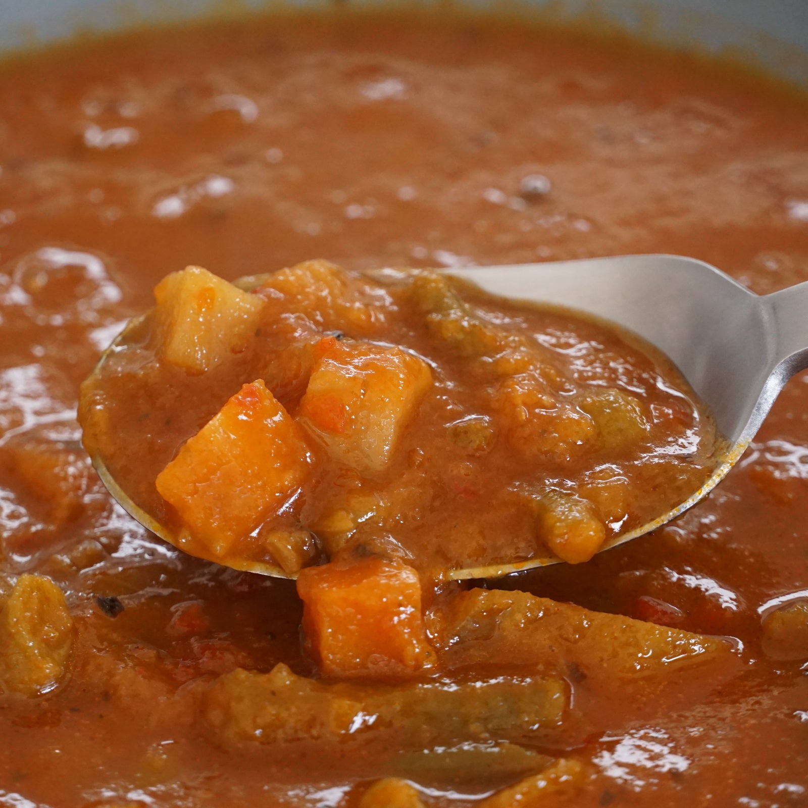 (1回のご注文で15セットまで購入可能) 有機 JAS オーガニック ミネストローネ 野菜スープ リトアニア産 訳あり セット (400g X 2) 賞味期限:2024/9/5 ホライズンファームズ