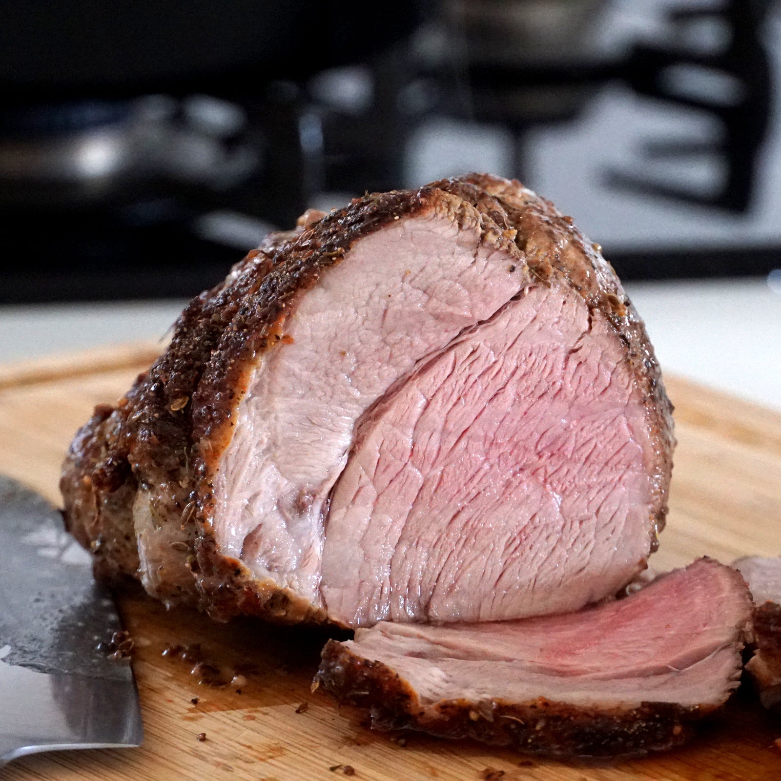 北海道 放牧豚 もも肉 ブロック (1kg) ホライズンファームズ