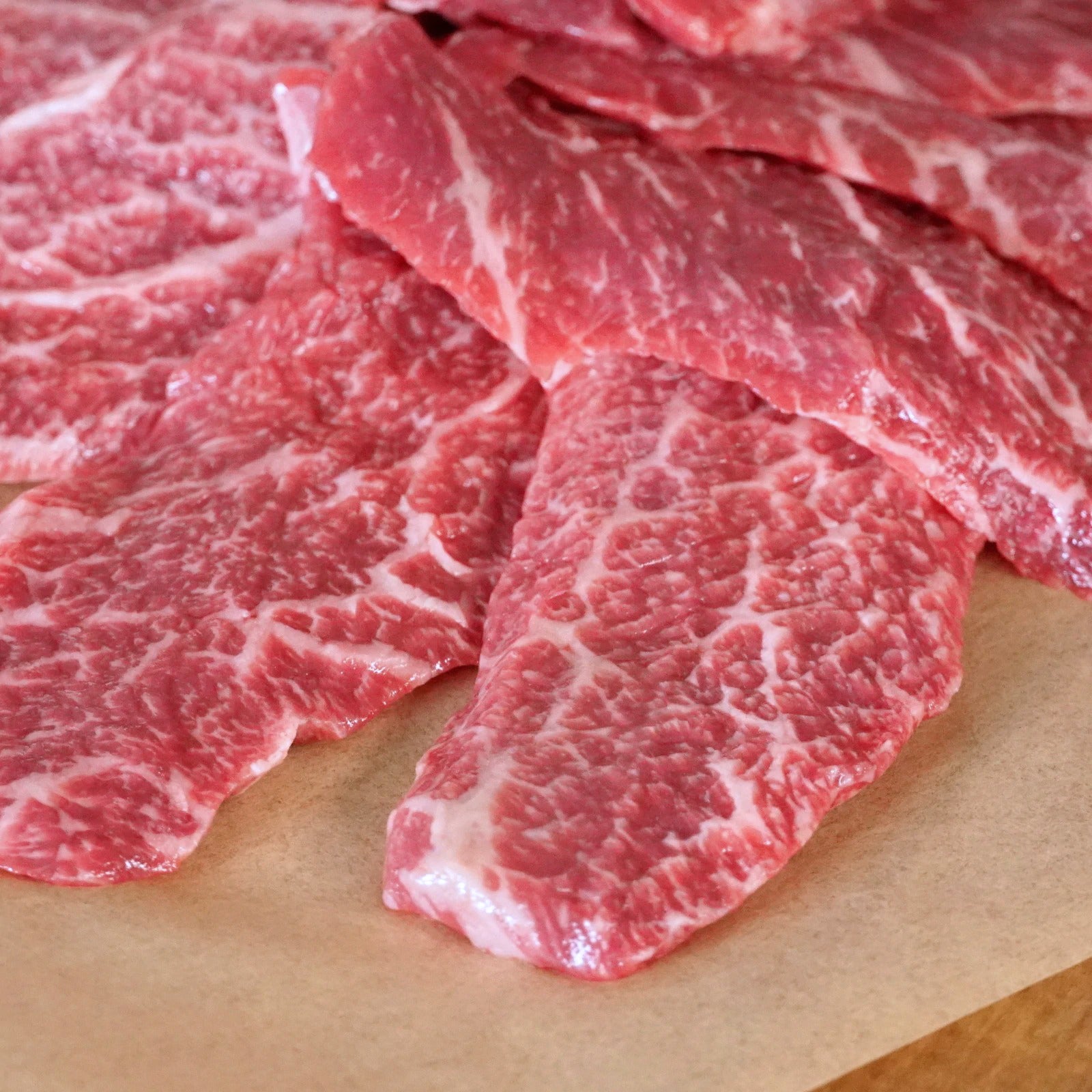 グレインフェッドビーフ 上カルビ 焼肉用 スライス ニュージーランド産 放牧牛 訳あり (300g) 賞味期限:2025/8/22【日時指定不可】【銀行振込不可】 ホライズンファームズ