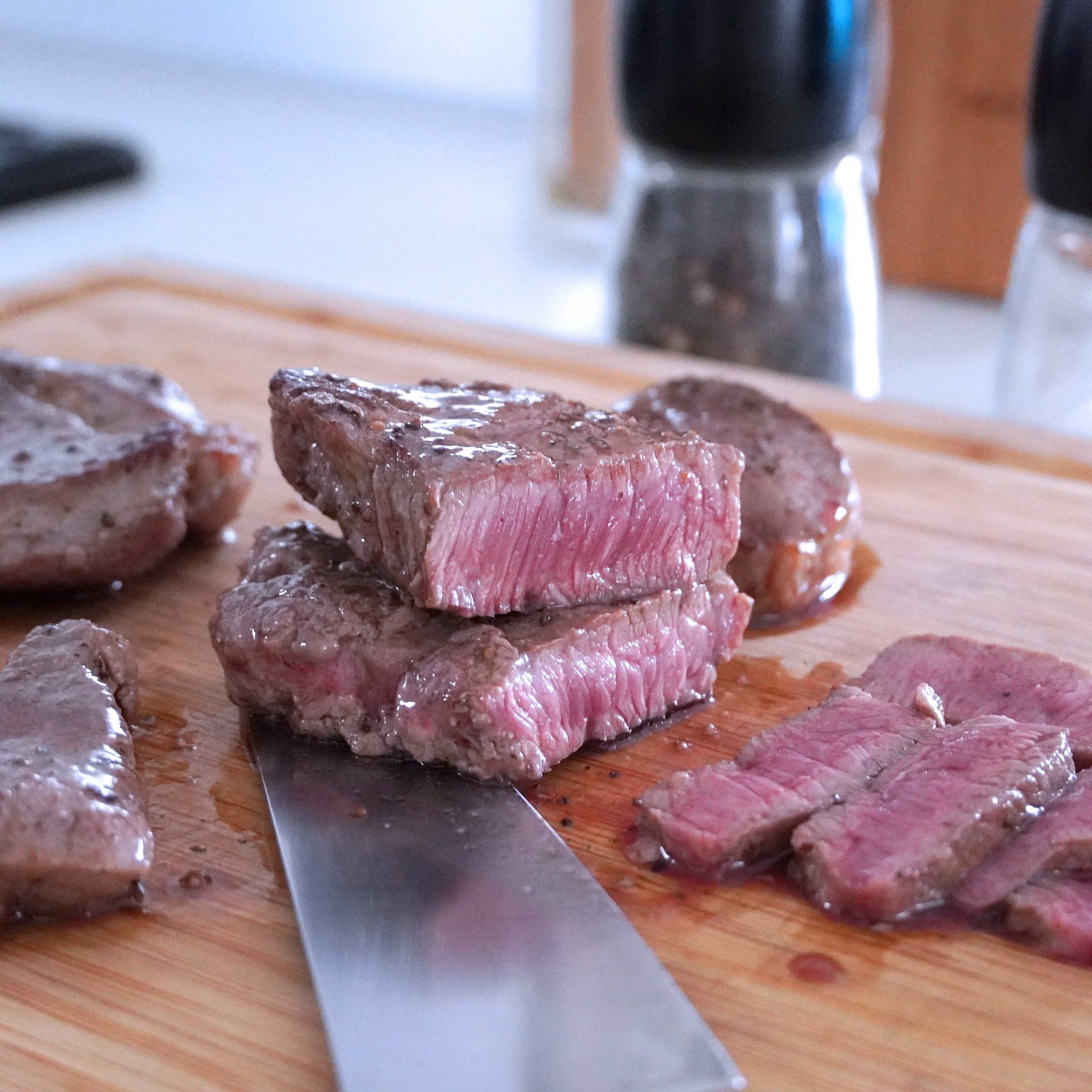 ニュージーランド産 ラム肉 もも肉 ステーキ (500g) ホライズンファームズ