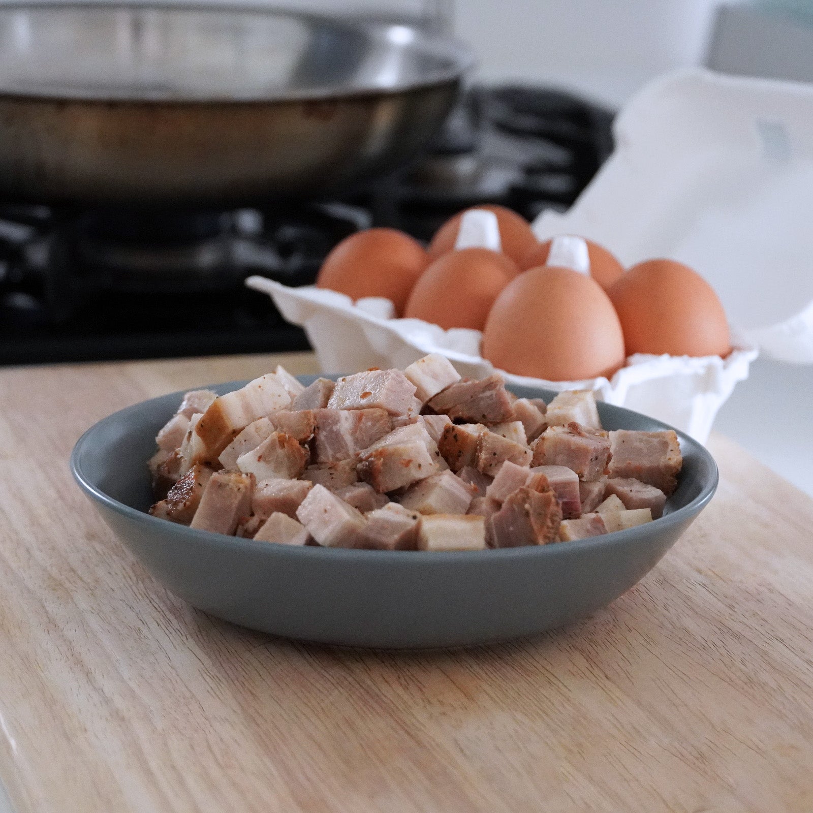 無添加・砂糖不使用 放牧豚 豚バラ ベーコン ビッツ 角切り アメリカンスタイル (200g) ホライズンファームズ