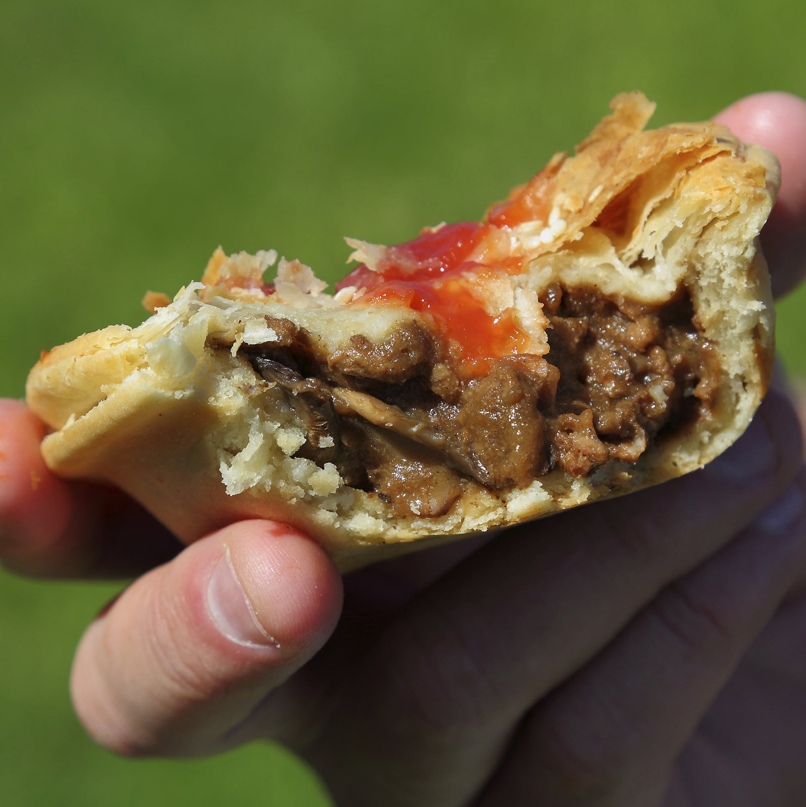 グラスフェッドビーフ 最高品質 低脂肪 牛ひき肉 牛肉 100% 牧草牛 ニュージーランド産 (300g) ホライズンファームズ