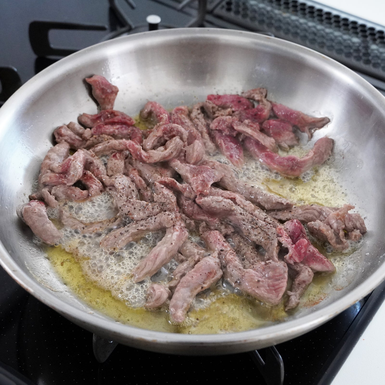 ニュージーランド産 ラム肉 モモ肉 炒め物用 (500g) ホライズンファームズ