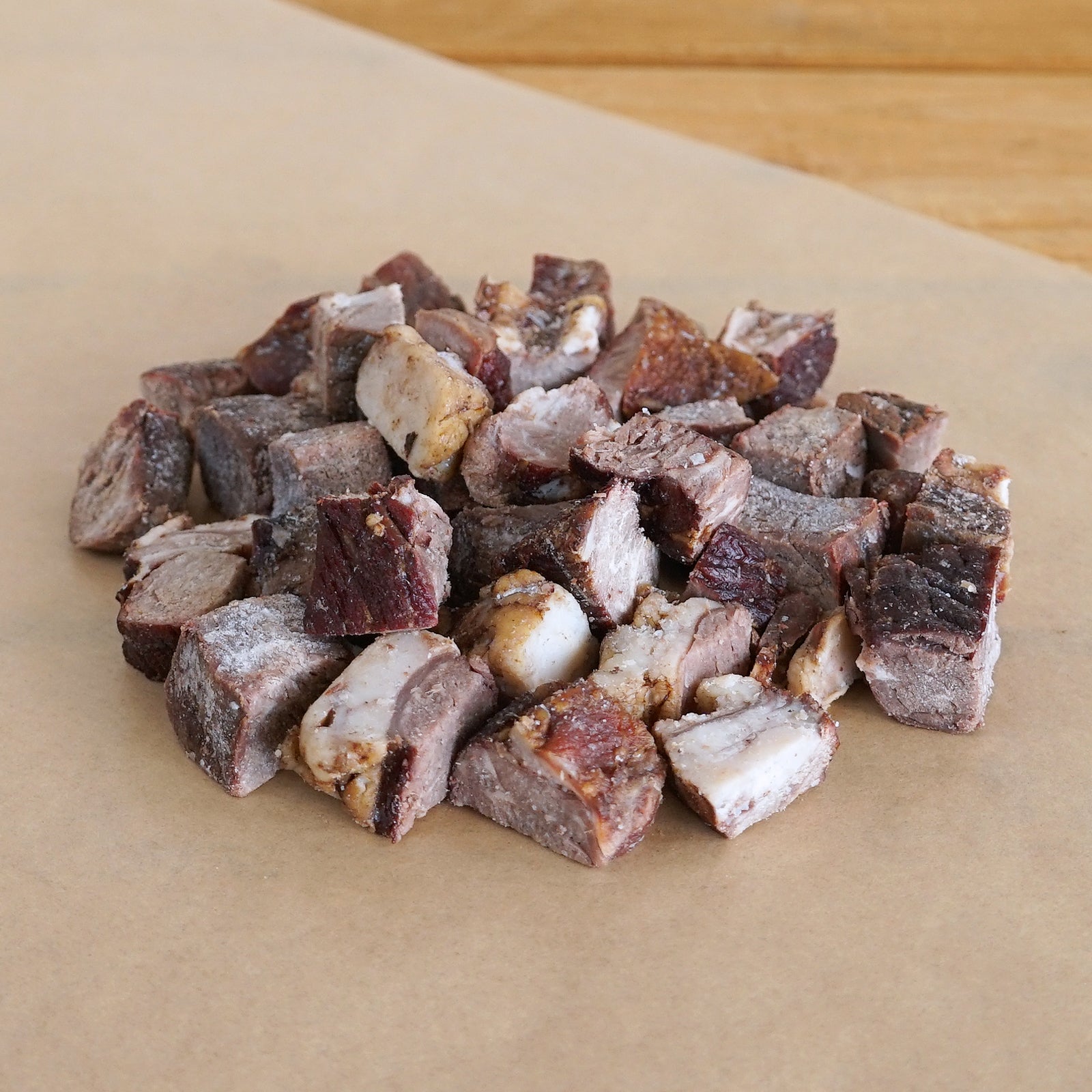 (数量限定)  無添加 グラスフェッドビーフ スモーク モモ肉 角切り 燻製 加熱済み 砂糖不使用 100g