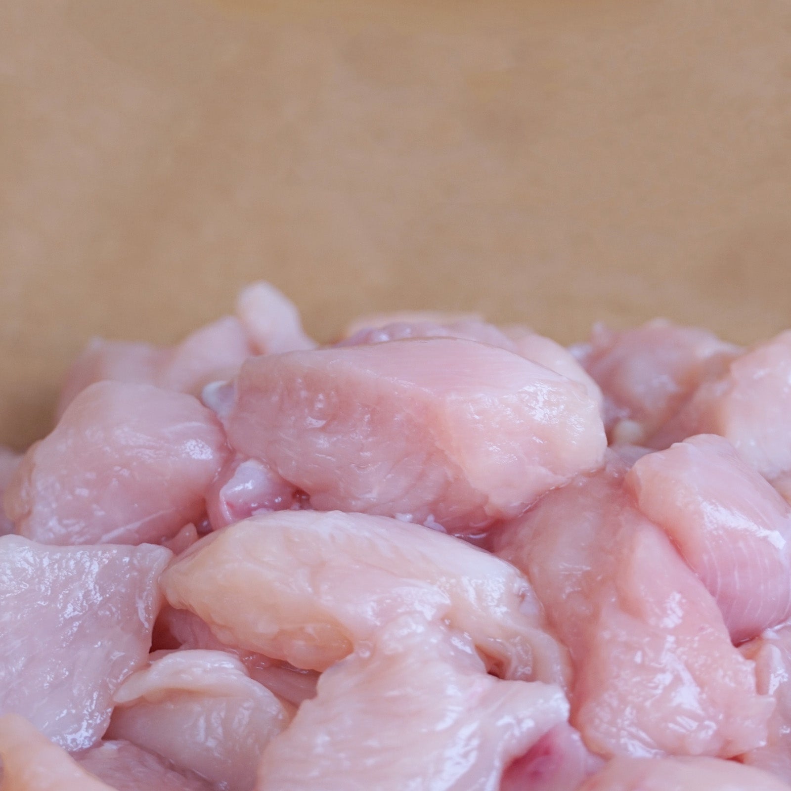 有機 JAS オーガニック チキン むね肉 胸肉 角切り フリーレンジ 放牧 鶏肉 ニュージーランド産 (500g) ホライズンファームズ