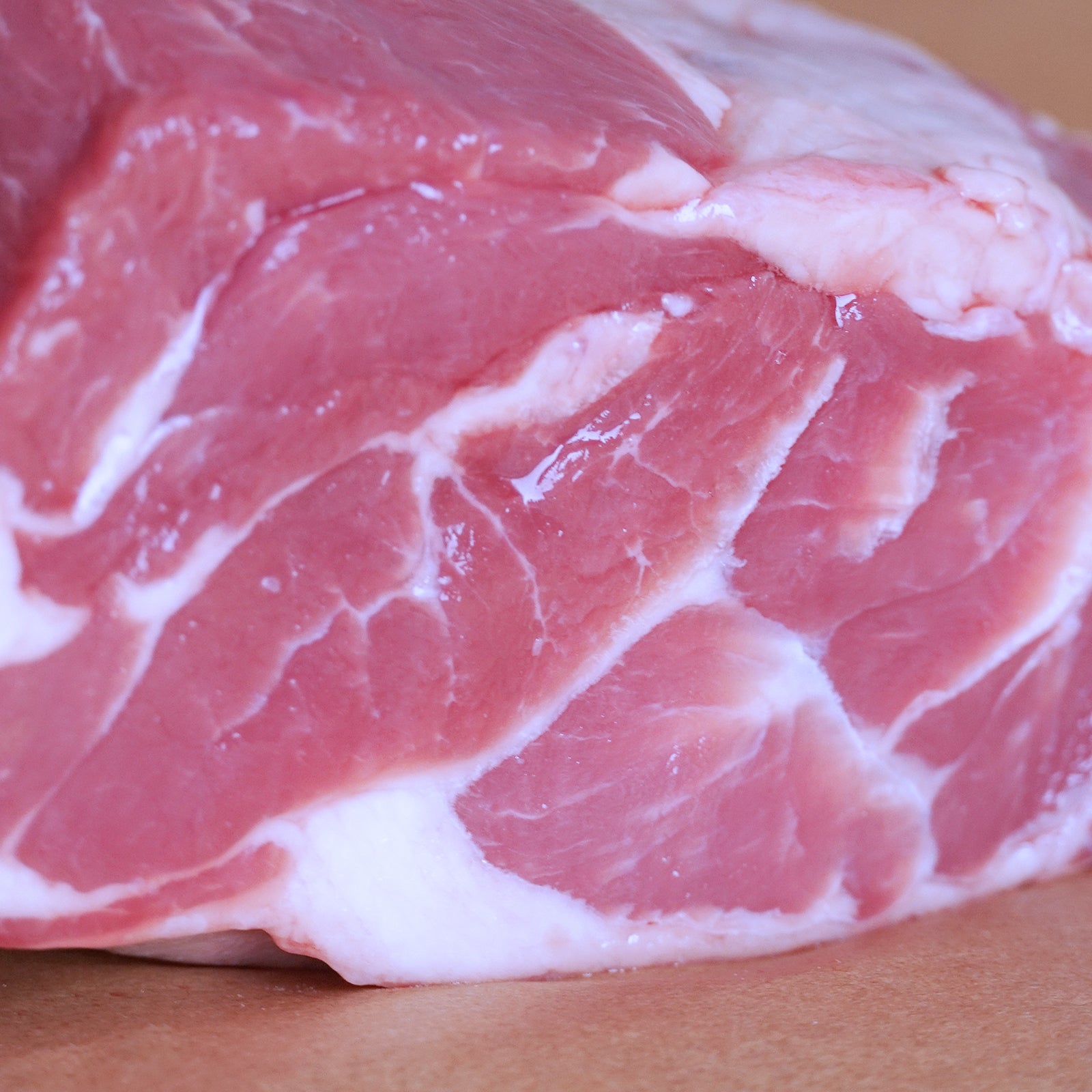 ニュージーランド産 ラム肉 ラムショルダー 肩肉 (1kg) ホライズンファームズ