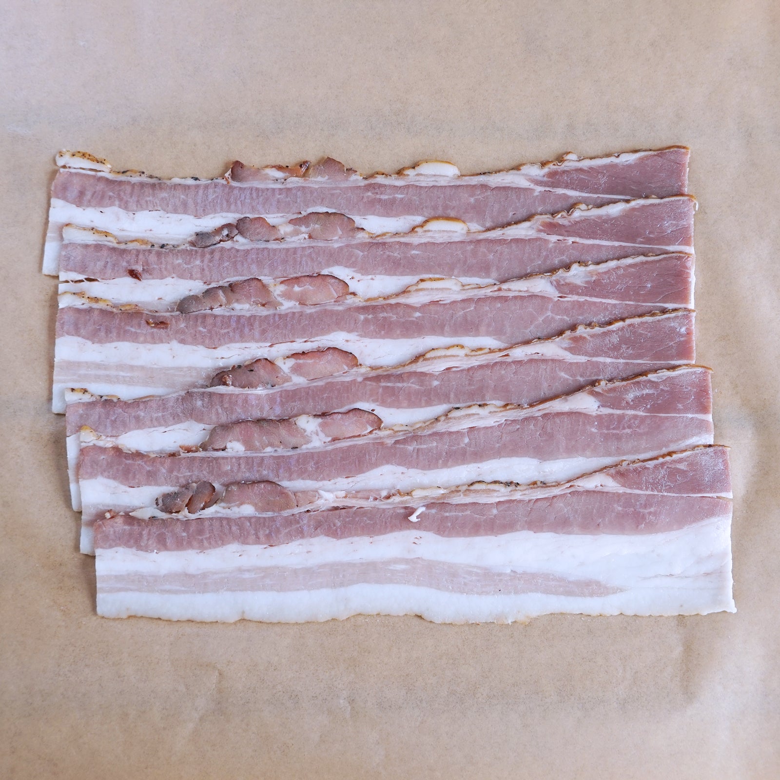 無添加・砂糖不使用 放牧 黒豚 豚バラ スモーク アメリカンスタイル ベーコン スライス 生食可 北海道産 (100g) ホライズンファームズ