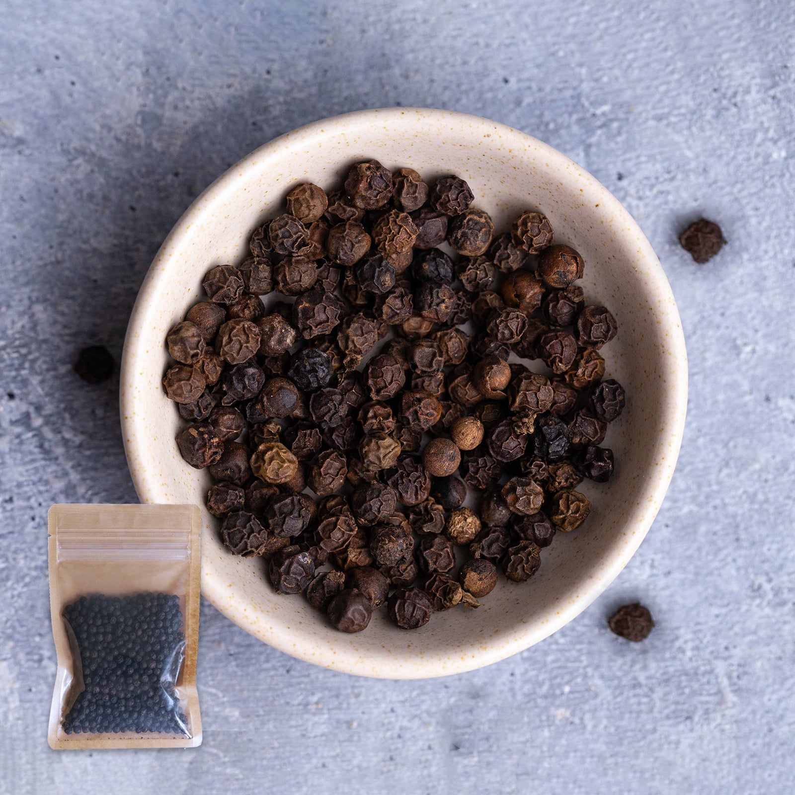 無添加 黒胡椒 ブラックペッパー カンボジア産 (50g) ホライズンファームズ