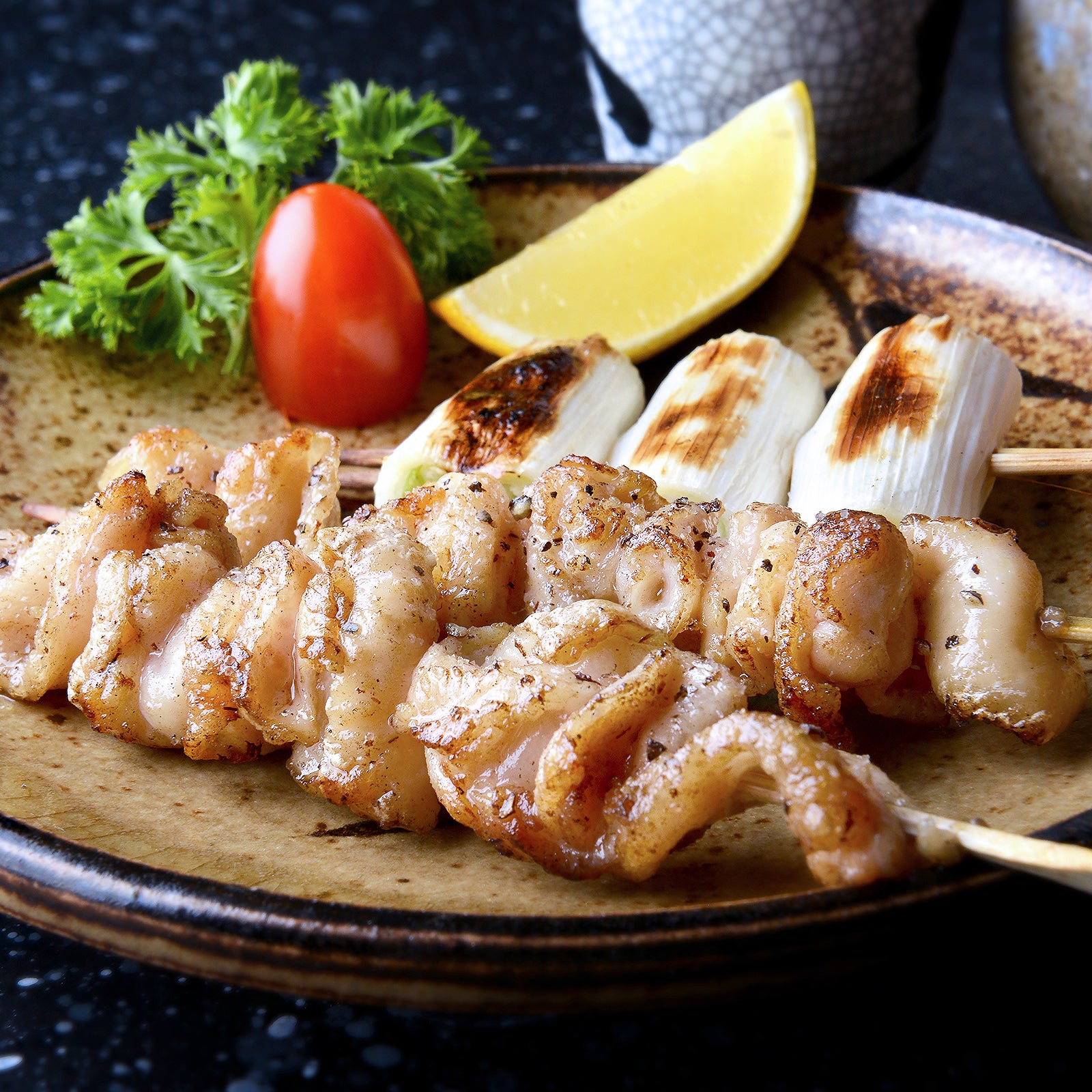 国産 無投薬 放牧 チキン 地鶏 銀山赤どり 鶏皮 鶏脂 (200g) ホライズンファームズ