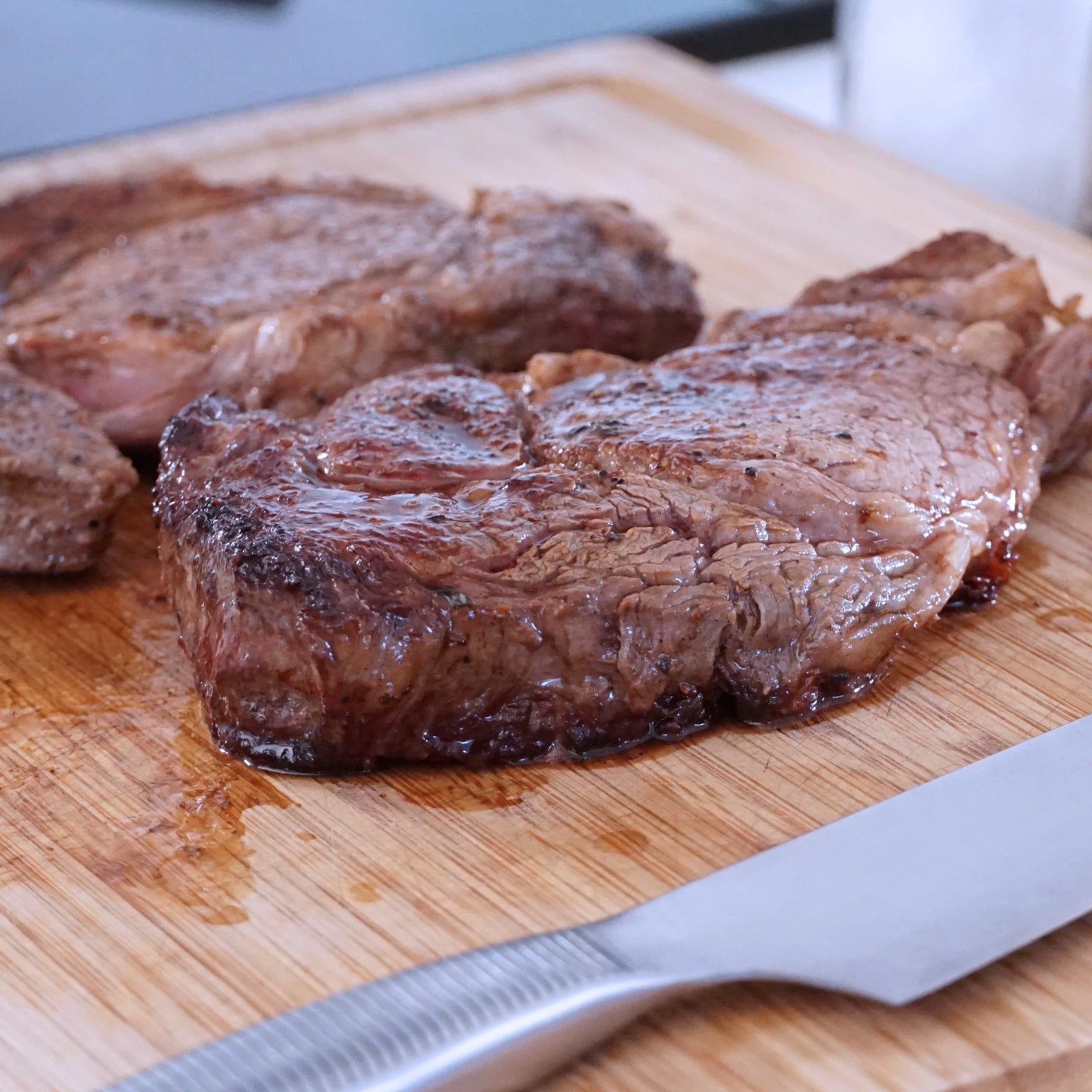 グレインフェッドビーフ 牛肉 リブロース ブロック ニュージーランド産 放牧牛 (1kg) ホライズンファームズ