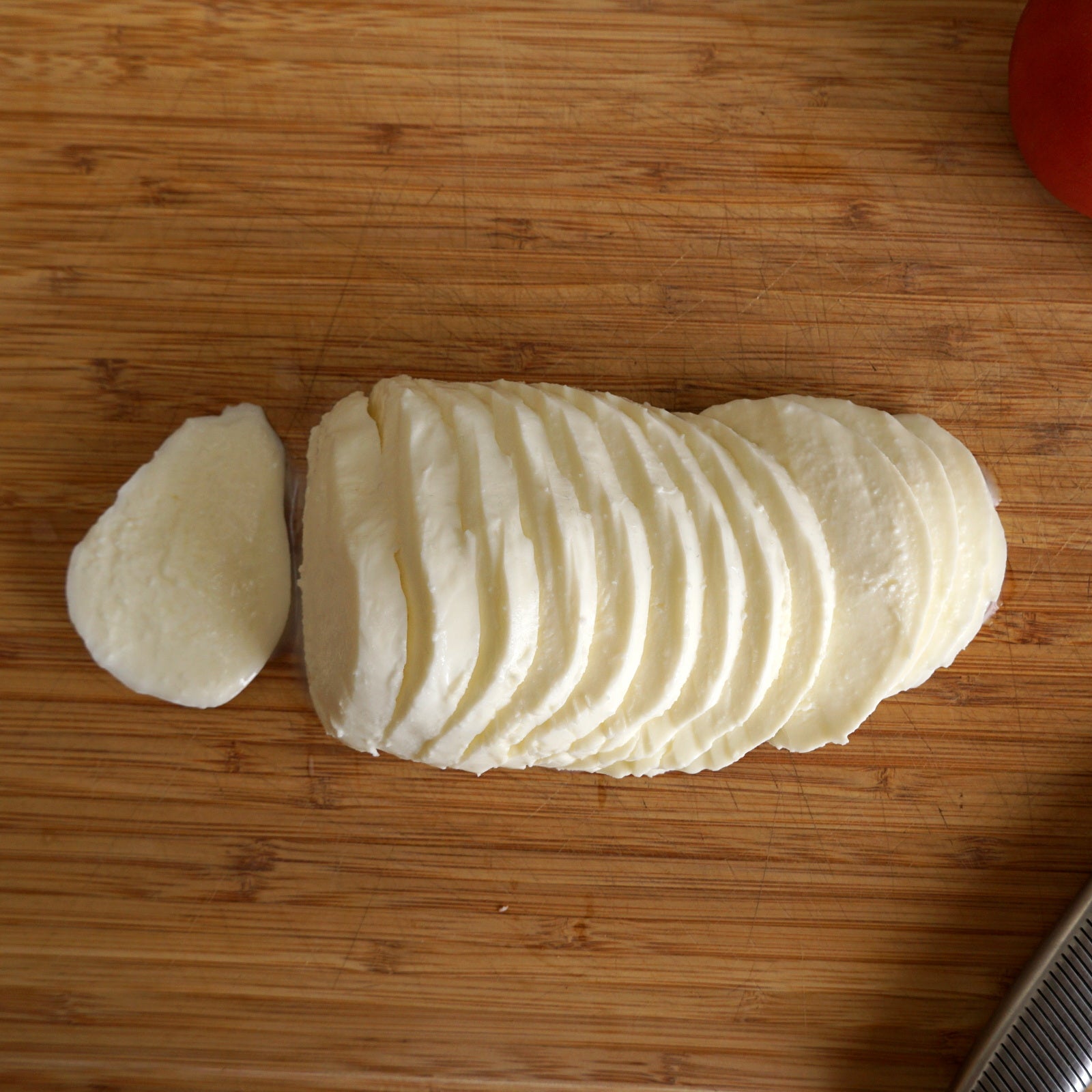 無添加 冷凍 モッツァレラ チーズ イタリア産（300g) ホライズンファームズ