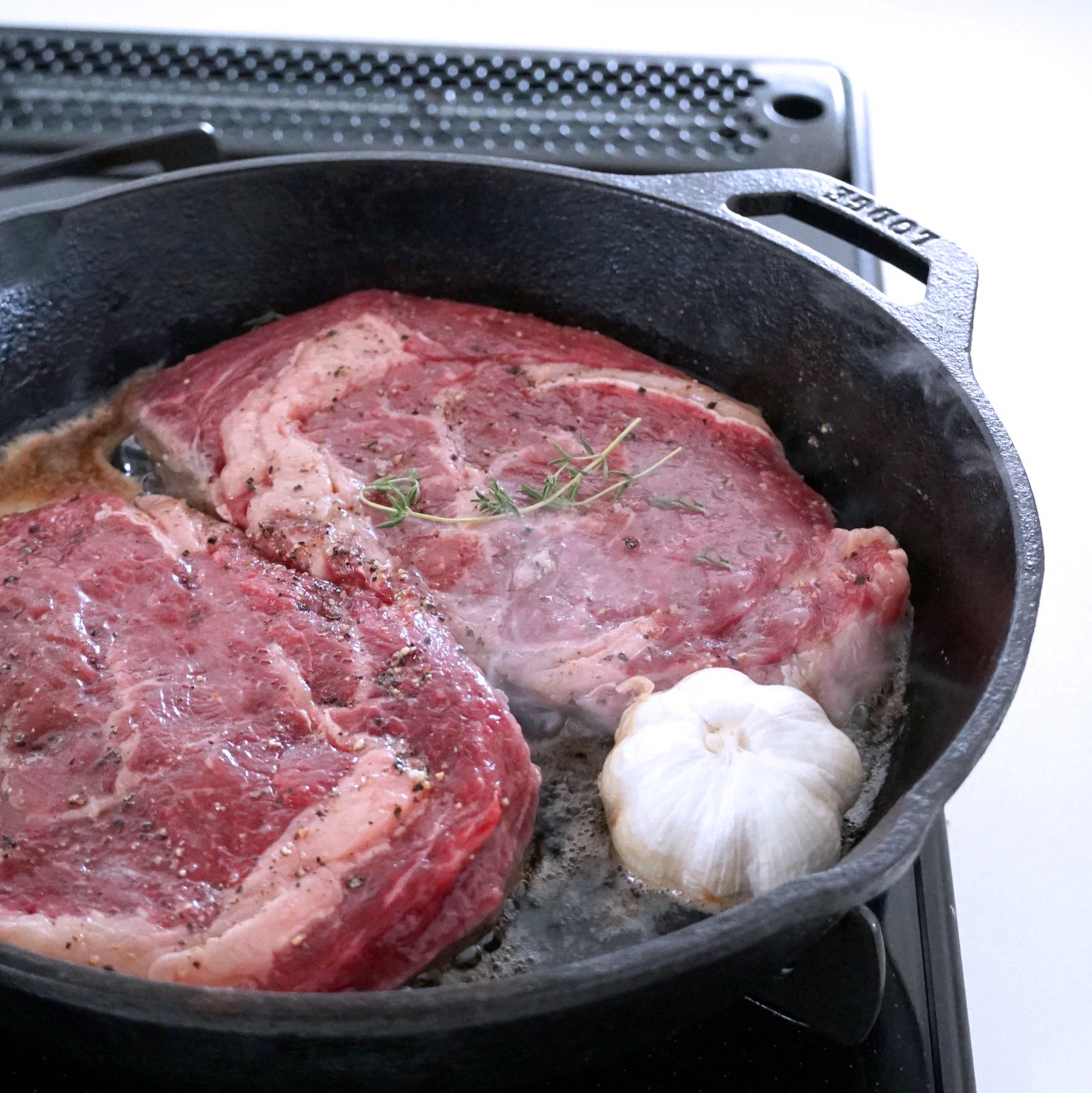 グレインフェッドビーフ 牛肉 リブロース ステーキ ニュージーランド産 放牧牛 訳あり (200g) 賞味期限：2025/6/13 ホライズンファームズ