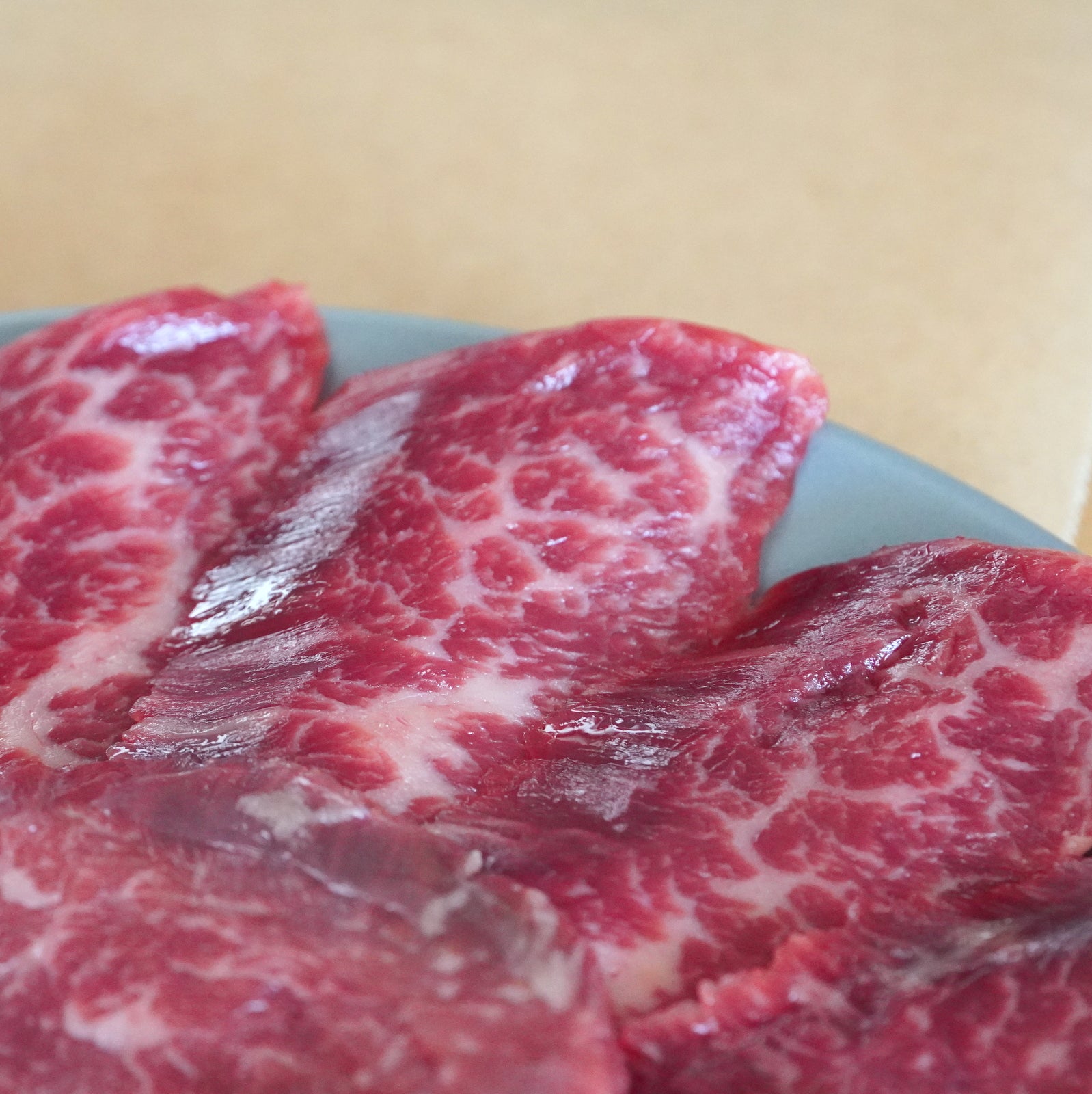 放牧 和牛 牛バラ カルビ 焼肉用 スライス 牛肉 国産 遺伝子組換え不使用 (200g) ホライズンファームズ