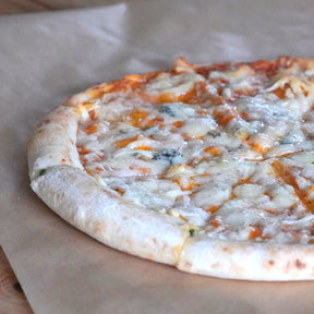 無添加 冷凍 ピザ クアットロ フォルマッジ イタリア産 (25cm x 3枚) ホライズンファームズ